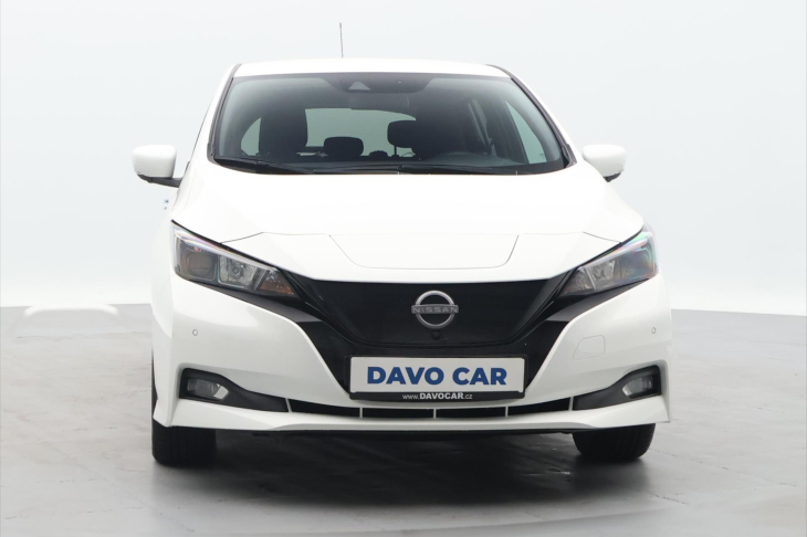 Nissan Leaf 110kW ACENTA 40kWh CZ