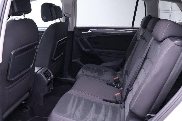 Volkswagen Tiguan Allspace 2,0 TDI DSG Highline 7Míst DPH