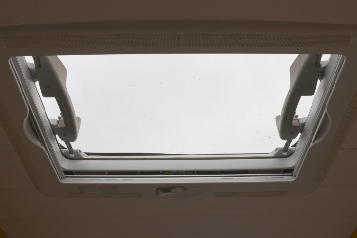 Hobby Ostatní 2,8 JTD 94kW Hobby 700