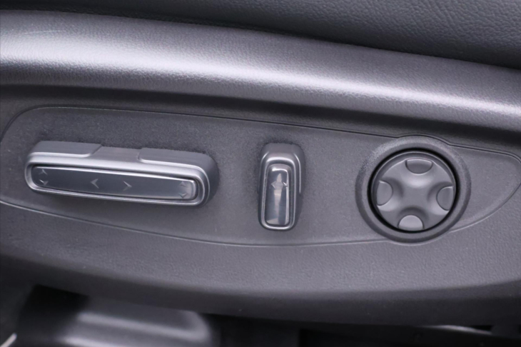 Honda CR-V 2,0 Hybrid Elegance 109kW 4WD