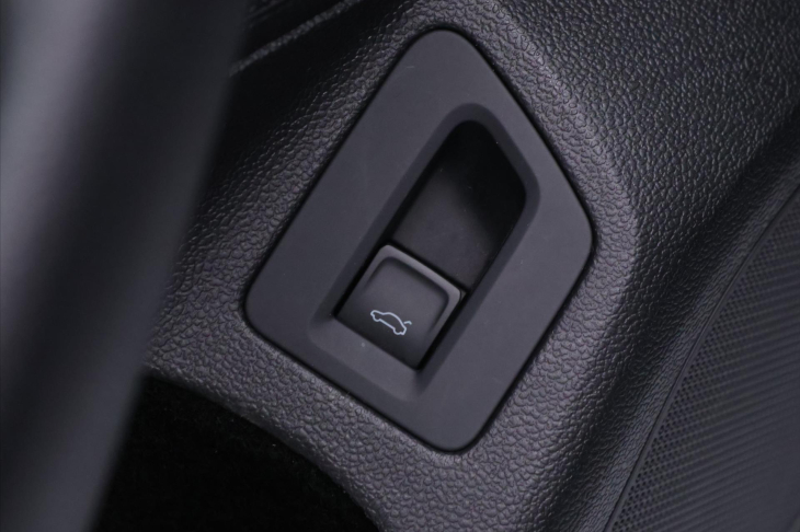 Volkswagen Passat 2,0 TDI 110kW DSG Matrix DPH