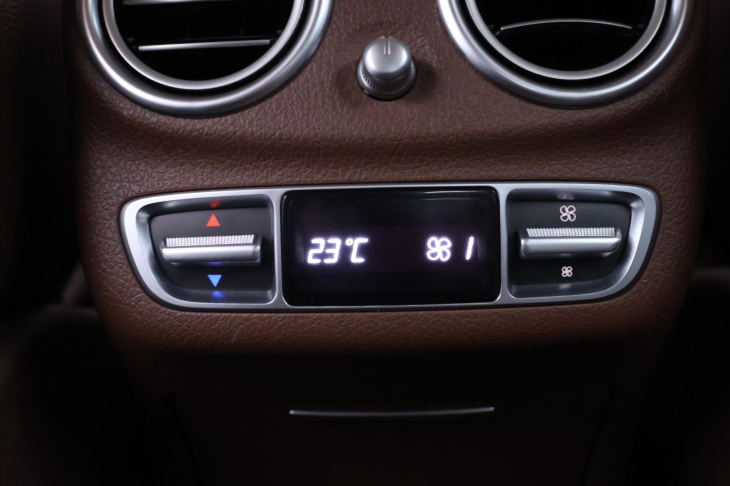 Mercedes-Benz Třídy E 3,5 400 245kW Aut. 4MATIC CZ