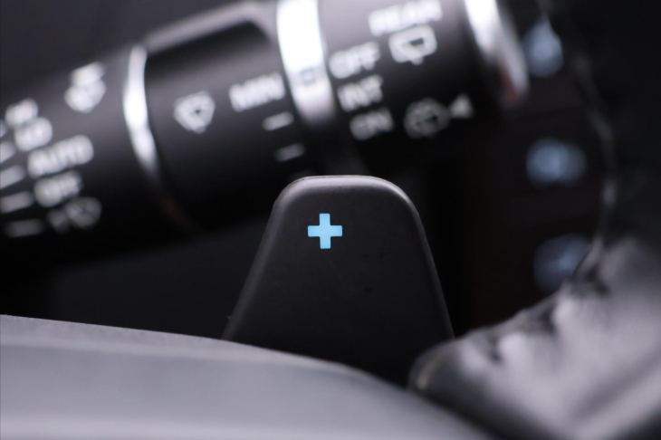 Jaguar F-Pace 2,0 132kW Auto Panorama 20d