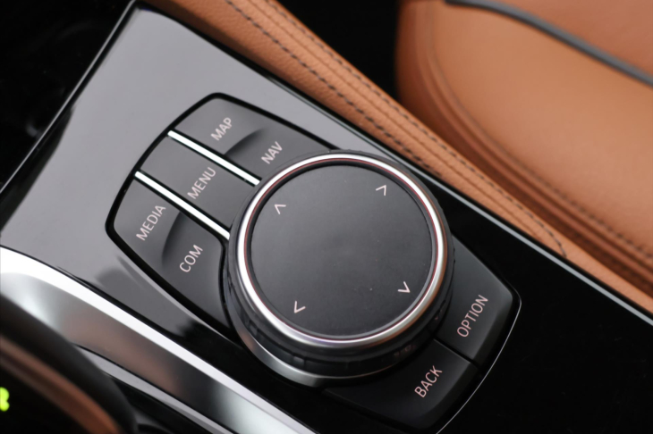 BMW Řada 5 2,0 530i xDrive Luxury Line