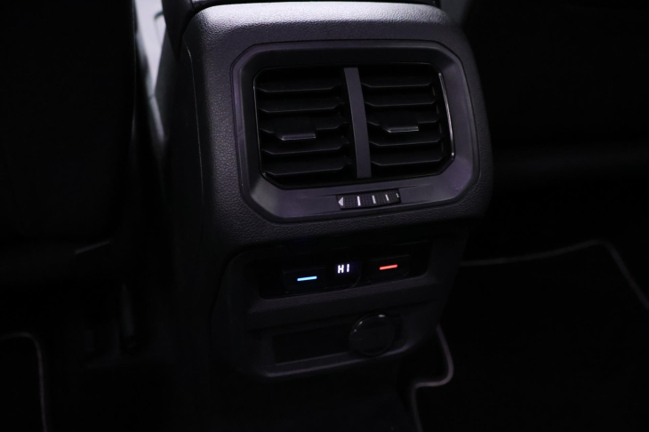 Volkswagen Tiguan Allspace 2,0 TDI DSG CZ Highline DPH