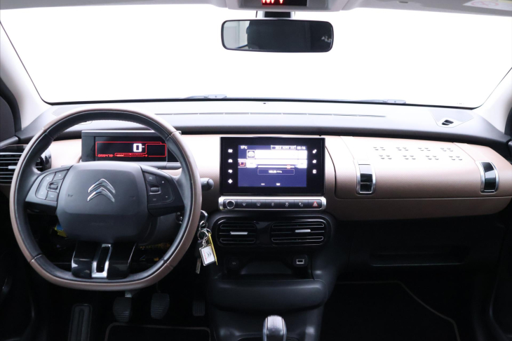 Citroën C4 Cactus 1,2 PT CZ Shine Panorama