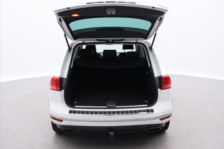 Volkswagen Touareg 3,0 TDI V6 193kW Tiptronic 4M CZ