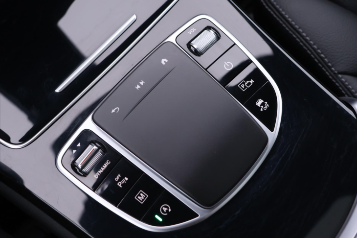 Mercedes-Benz GLC 2,0 300d 180kW 4Matic AMG DPH