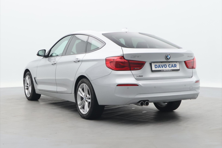 BMW Řada 3 2,0 320d 140kW xDrive CZ Sport-line