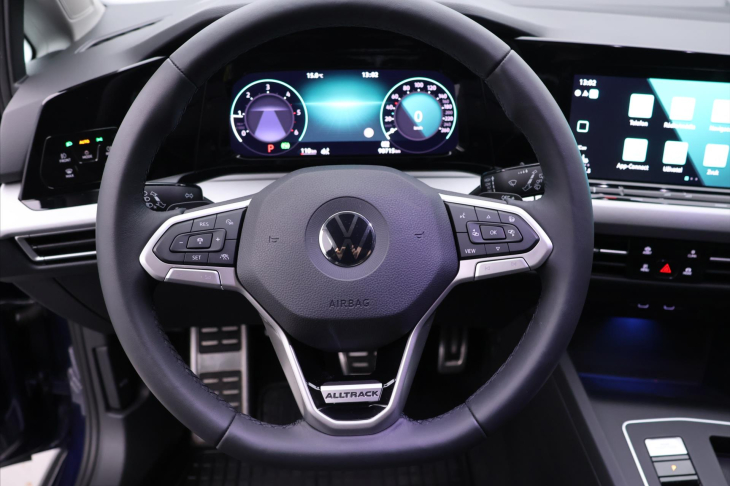 Volkswagen Golf 2,0  TDI BMT 4 motion