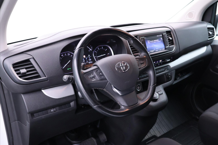 Toyota ProAce Verso 2,0 D-4D 130kW Shuttle 8-Míst