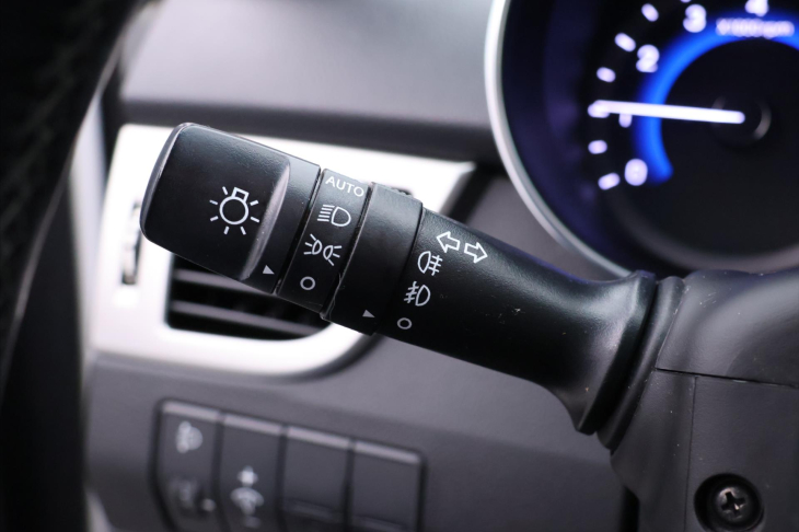 Hyundai i30 1,6 GDi 99kW Aut. CZ Weekend