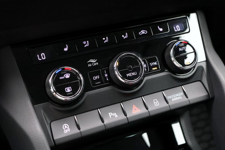 Škoda Karoq 1,5 TSI 110kW Style Plus DPH CZ