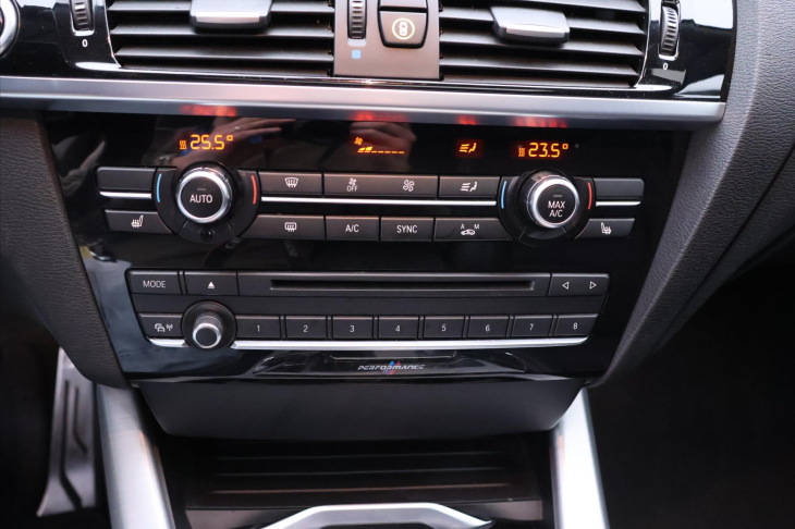 BMW X4 3,0 35d xDrive 230kW Aut. Kůže