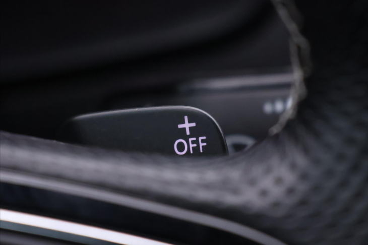 Škoda Karoq 1,5 TSI DSG Sportline Virtual