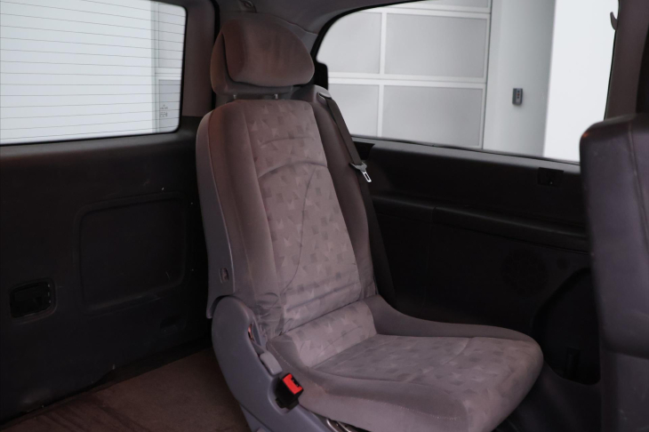 Mercedes-Benz Vito 3,0 165 kW, 6 míst, Automat