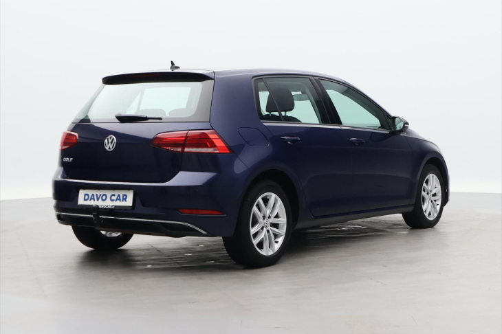 Volkswagen Golf 1,0 TSI 81kW DSG Navi 1.Maj