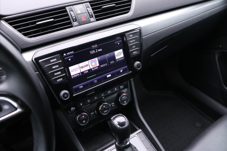 Škoda Superb 2,0 TDI 110kW DSG Style Plus