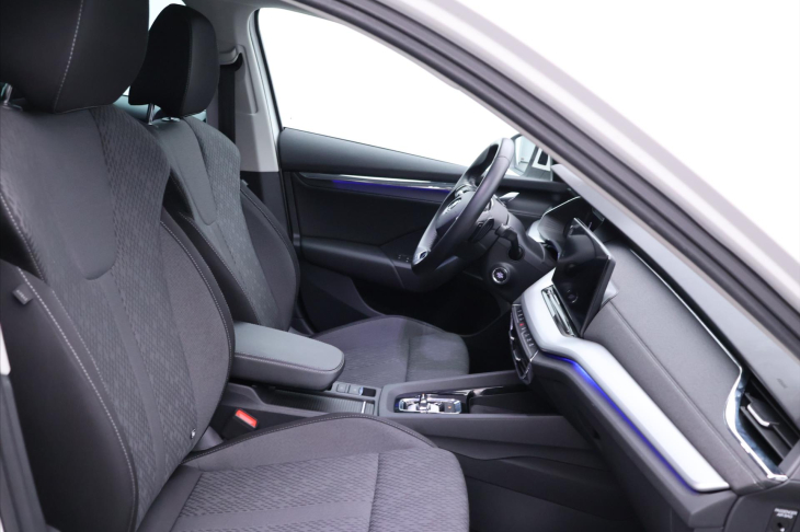 Škoda Octavia 2,0 TDI DSG Style Matrix DPH