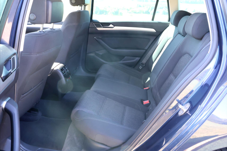 Volkswagen Passat 2.0 TDI 110kW Comfortline