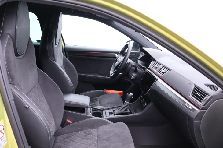 Škoda Superb 1,5 TSI 110kW SportLine DSG CZ DPH