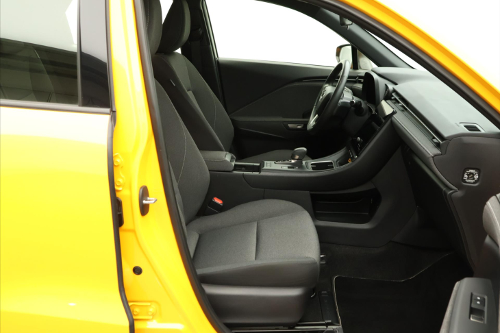 Lexus LBX 1,5 HEV FWD 100kW CZ 1.Maj