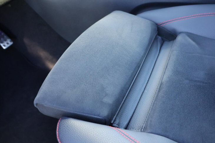 Mercedes-Benz GLB 2,0 200d 4Matic AMG Premium+