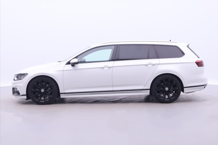 Volkswagen Passat 2,0 TSI 206kW R-line Highline