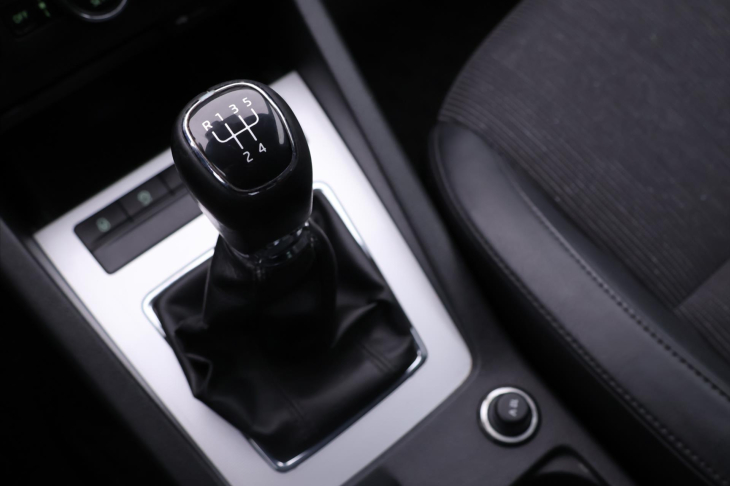 Škoda Octavia 1,6 TDI 77kW Kůže Elegance+