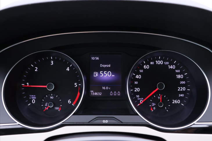 Volkswagen Passat 2,0 110kW Highline 4Motion CZ