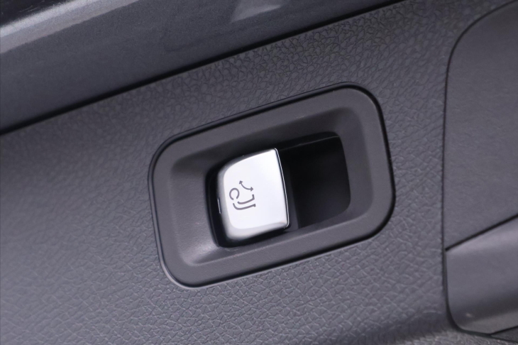 Mercedes-Benz Třídy E 2,0 250 AMG CZ 360° Kamera