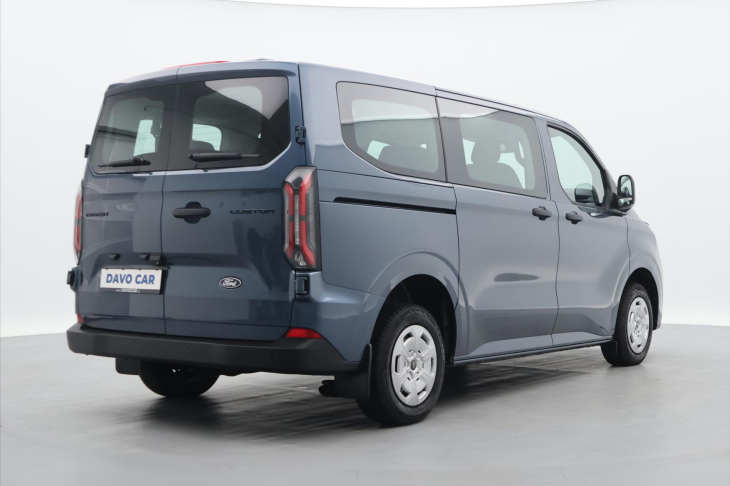 Ford Transit Custom 2,0 EB 110kW 8-Míst LED CZ