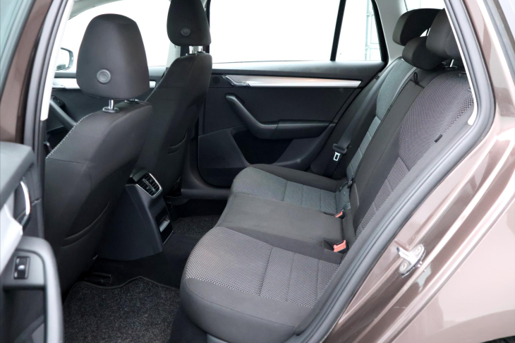 Škoda Octavia 1,6 TDI 81kW Tažné Greenline