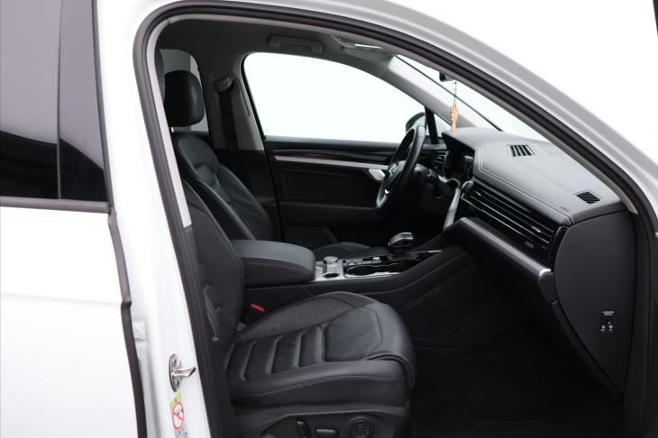 Volkswagen Touareg 3,0 TDI 170 kW Elegance Aut.
