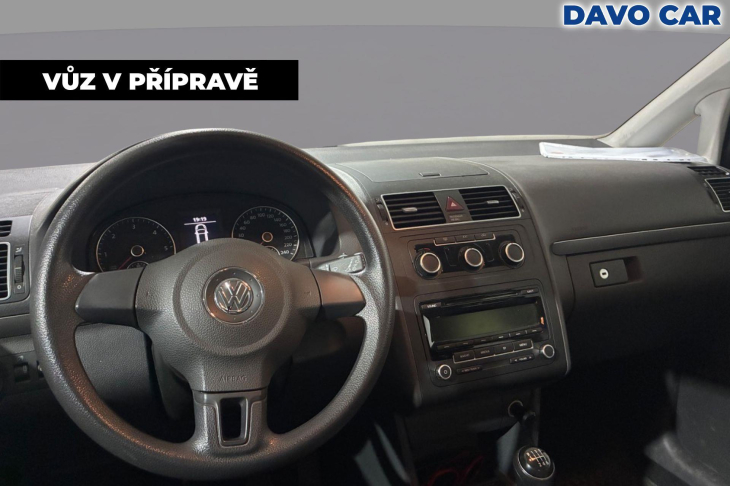 Volkswagen Touran 1,6 TDI CZ 7-Míst Serv.Kniha