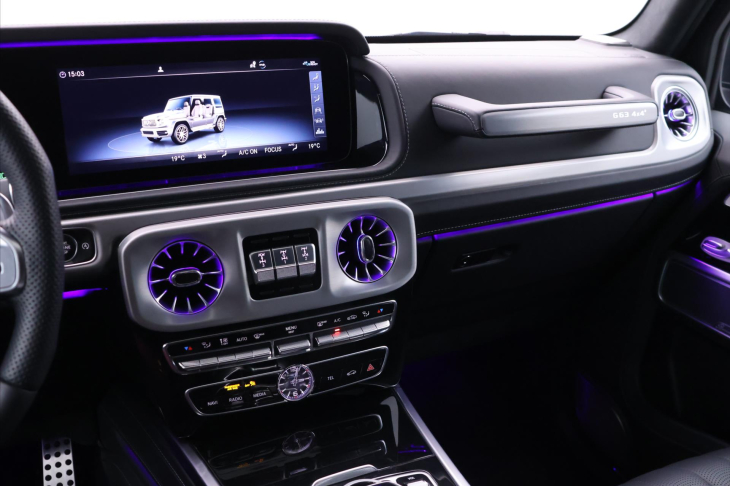 Mercedes-Benz Třídy G 4,0 63AMG 588kW 4x4^2 Brabus