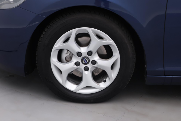 Volvo V40 1,6 D2 115 Summum