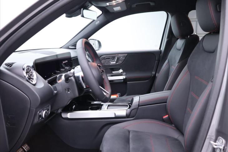 Mercedes-Benz GLB 2,0 200d 4MATIC AMG Premium