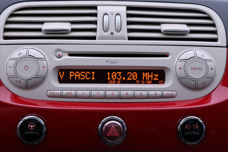 Fiat 500 1.2 i 69k CZ Lounge Serv.Kniha