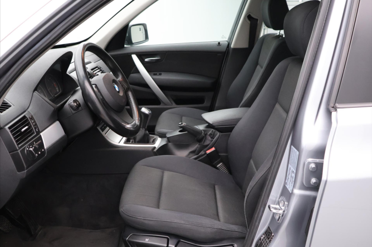 BMW X3 2,0 D xDrive 110kW Xenon Tažné