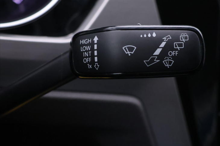 Volkswagen Touran 2,0 TDI 110kW CZ Maraton LED