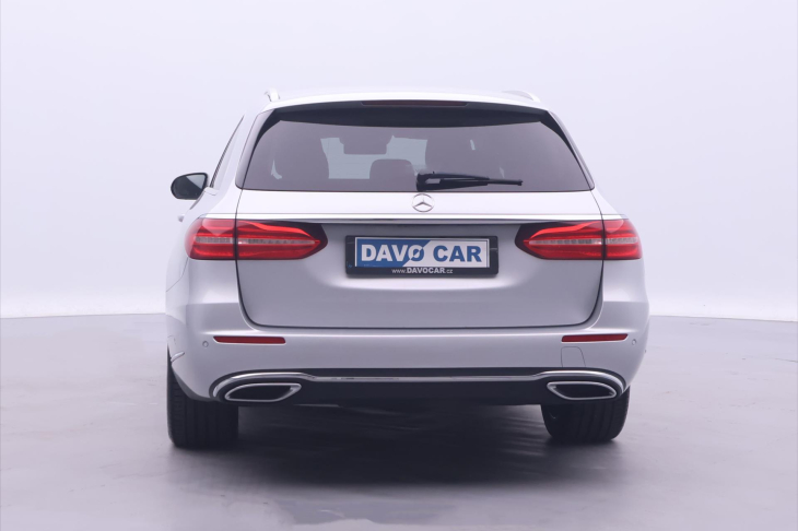 Mercedes-Benz Třídy E 2,0 220d 143kW 4Matic Aut. LED