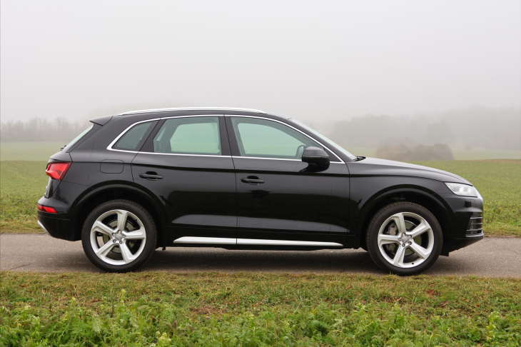 Audi Q5 2,0 TFSI Quattro S-tronic CZ