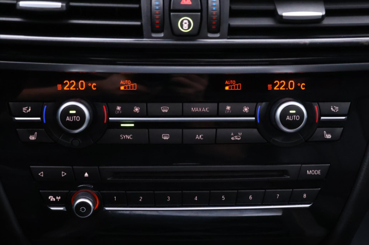 BMW X5 3,0 40d xDrive M Paket CZ DPH