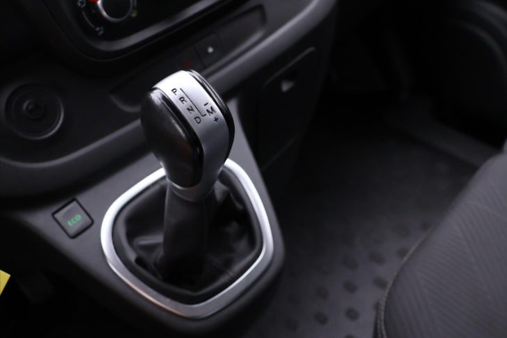 Renault Trafic 2,0 dCi 107kW 1.Maj CZ DPH