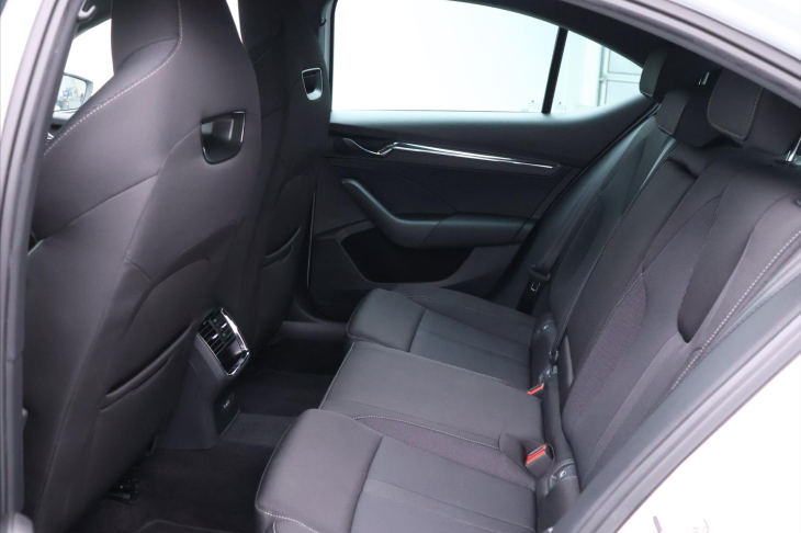 Škoda Octavia 1.5 TSI 110kW Style CZ DPH