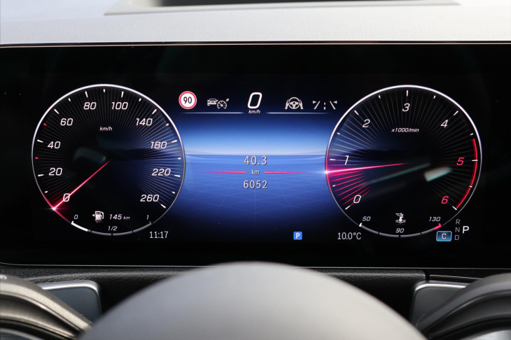 Mercedes-Benz GLB 2,0 200d 4MATIC AMG Premium Plus