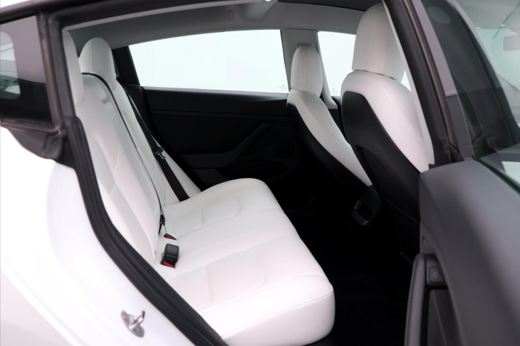 Tesla Model 3 LongRange AWD SOH90,6% DPH
