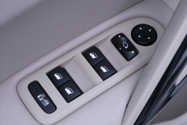 Peugeot 508 2,0 HDI 110kW CZ Allure DPH