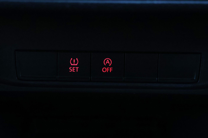 Volkswagen Caddy 2,0 TDI Aut.klima Tažné